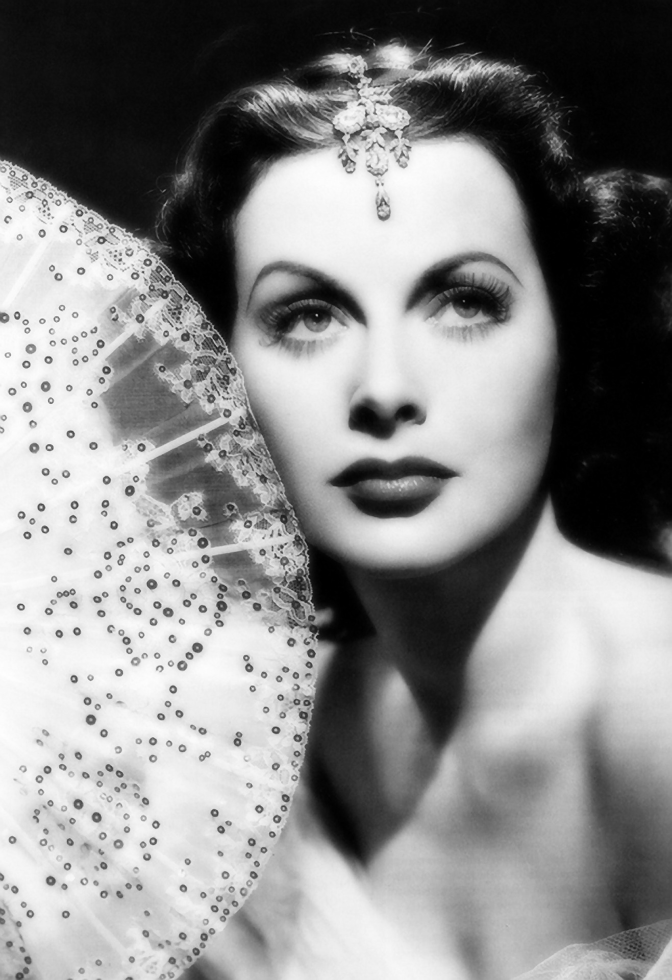 A black and white picture of Hedy Lamarr's face in a Hollywood movie